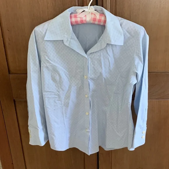 liz claiborne dress shirts Liz Claiborne Women's White Button Up Shirt Size XL Quarter Sleeve